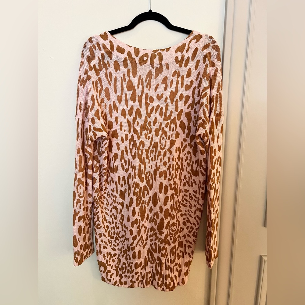 Show Me Your Mumu M Pink Leopard Print Sweater